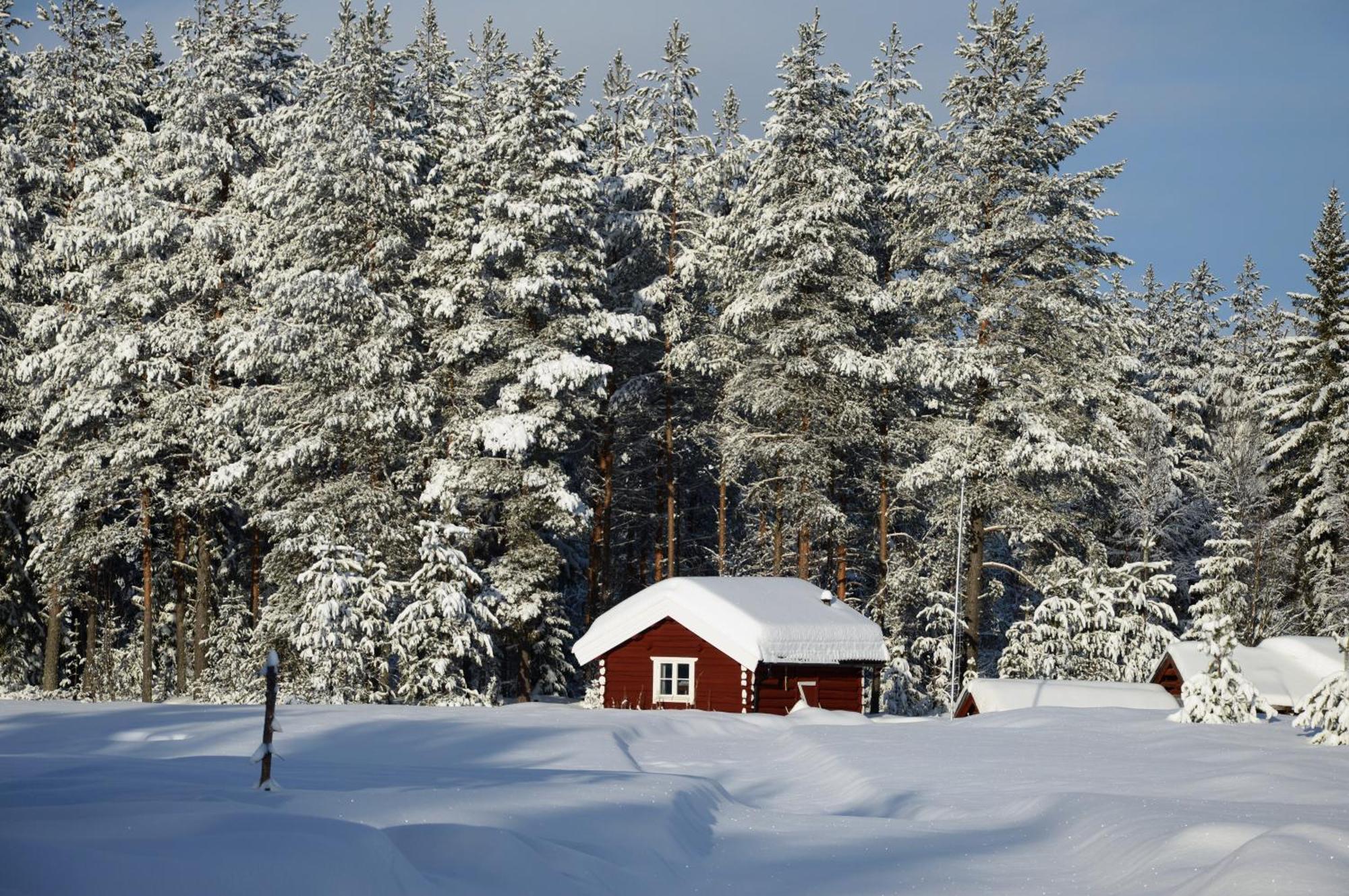 Hytte Anno 1721 Uten Internett, Strom, Vann - Men Med Rodmalt Utedo Ljordal Экстерьер фото